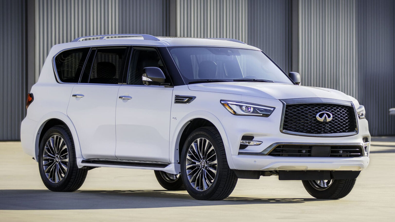 Infiniti QX80 Lug Nut Sizes & Torque Specs