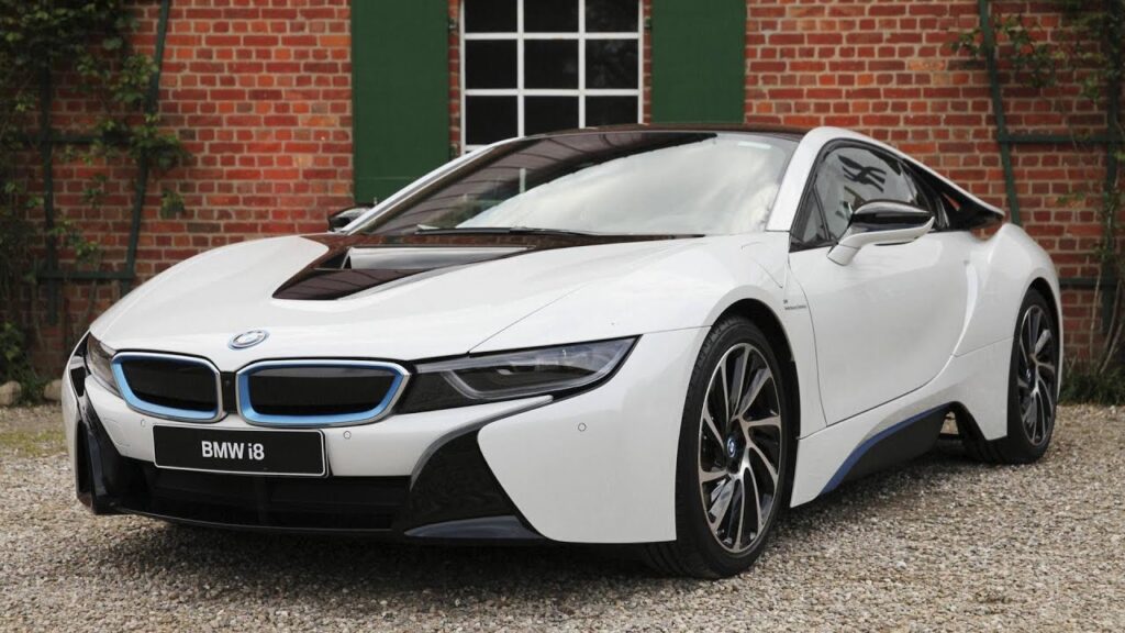 BMW i8 Lug Nut Size & Torque Specs