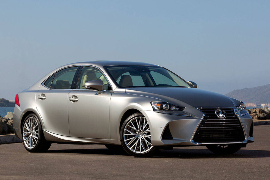 Lexus IS300 Lug Nut Size & Torque Specs