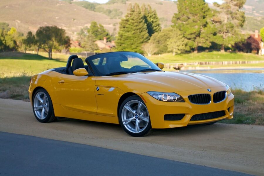 BMW Z4 Lug Nut Size & Torque Specs