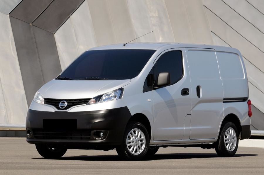 Nissan NV200: Lug Nut Size & Torque Specs