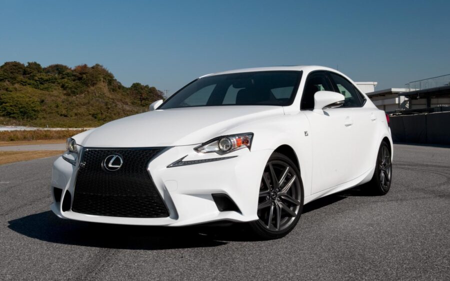 Lexus IS350: Lug Nut Size & Torque Specs