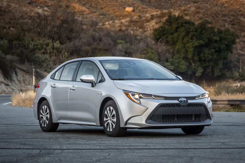 Toyota Corolla Hybrid Lug Nut Size & Torque Specs