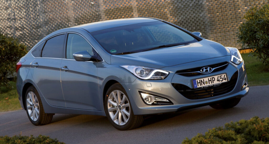 Hyundai i40 Lug Nut Size & Torque Specs