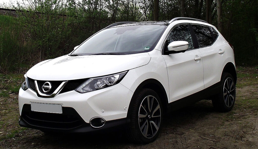 Nissan Qashqai J11: Lug Nut Size & Torque Specs