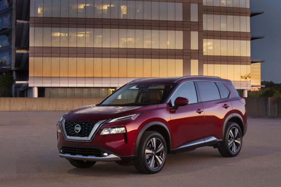 Nissan Rogue: Lug Nut Size & Torque Specs