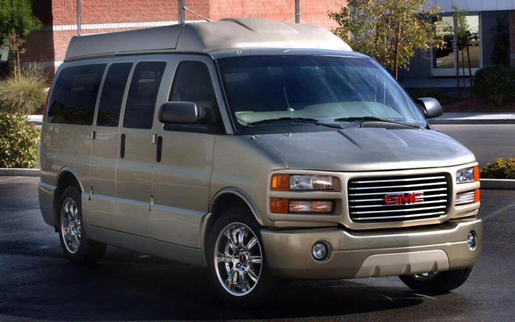 GMC Savana 1500: Lug Nut Size & Torque Specs