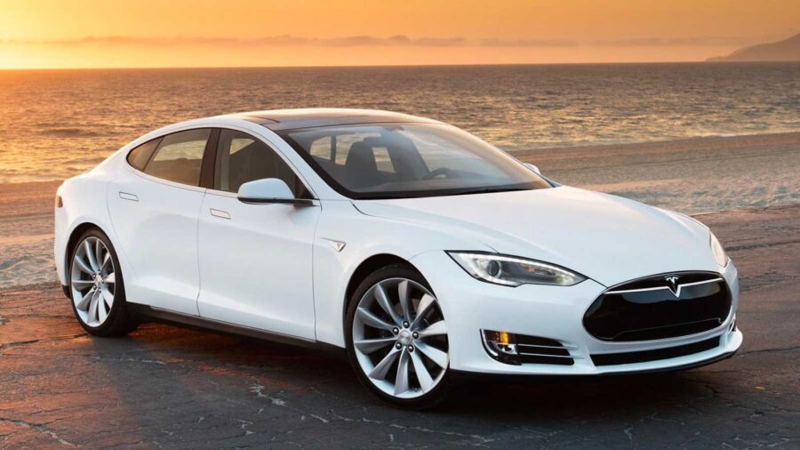 Tesla Model S Lug Nut Size & Torque Specs