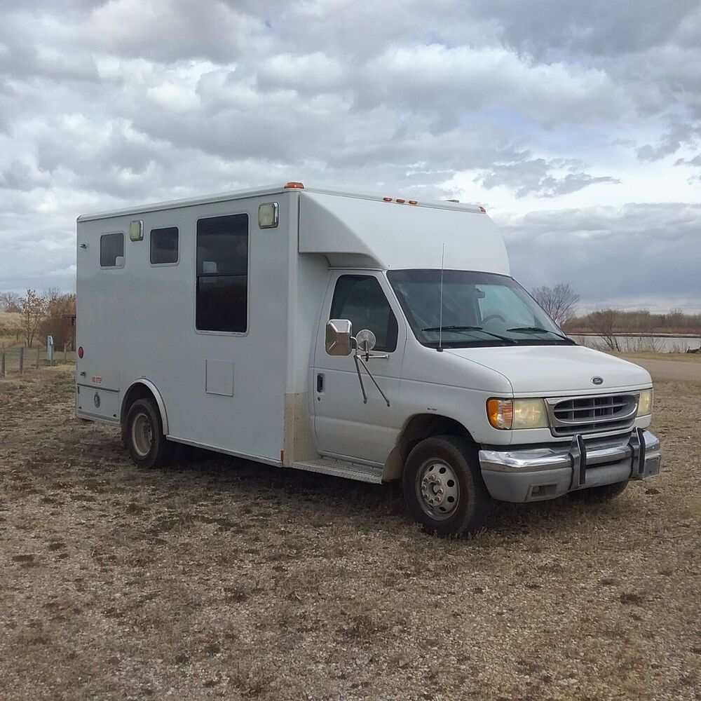 Ford E450 Lug Nut Size & Torque Specs