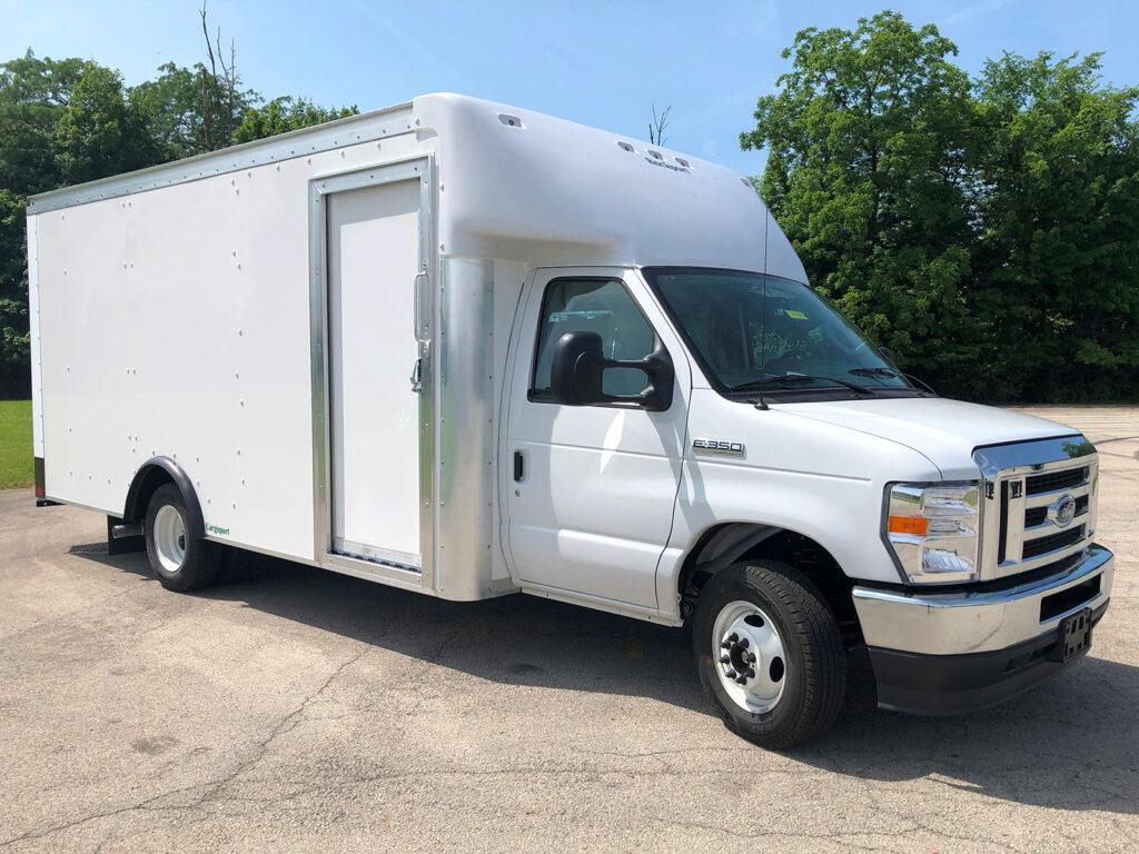 Ford E350 Lug Nut Size & Torque Specs